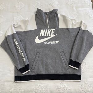 Nike Archive Half Zip Pullover Sweatshirt